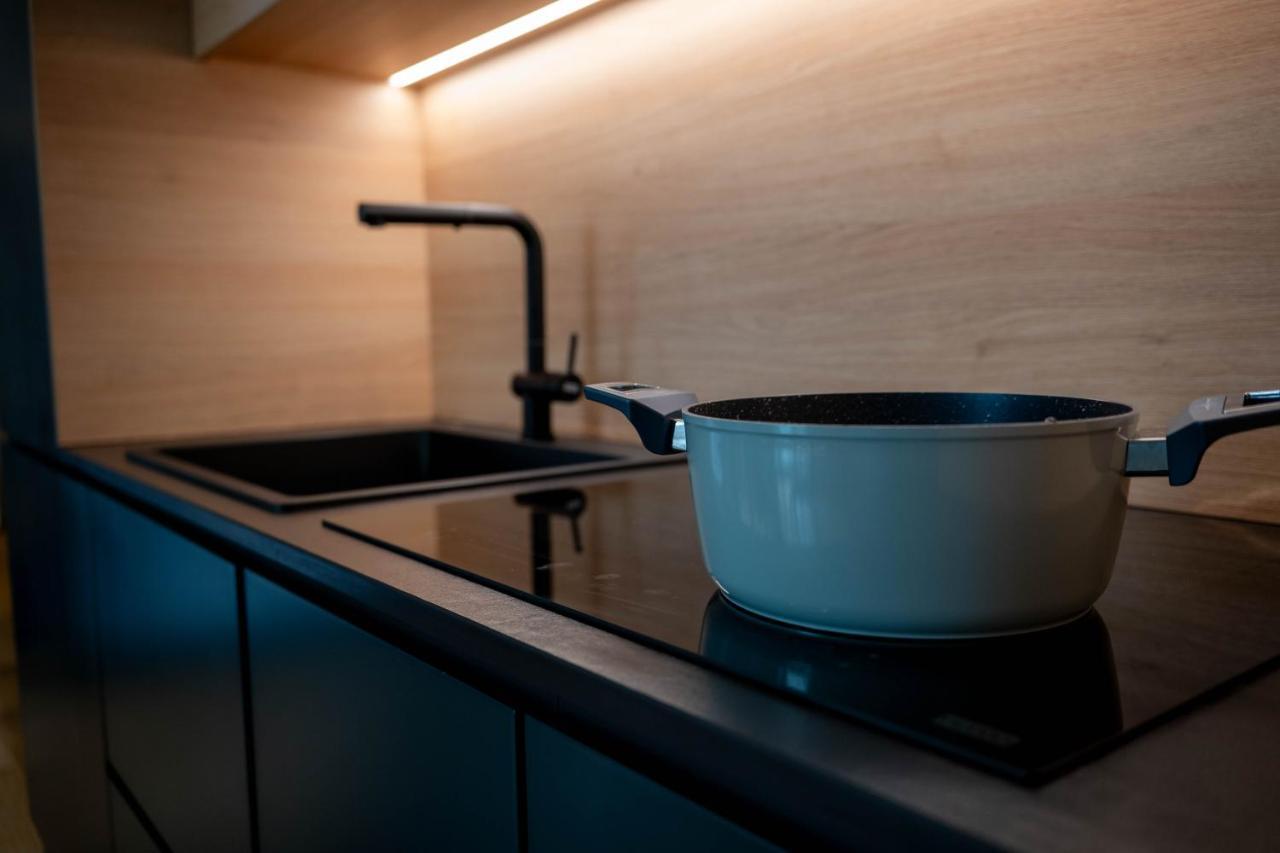 Residenza Diaz Apartment โดโมดอสโซลา ภายนอก รูปภาพ